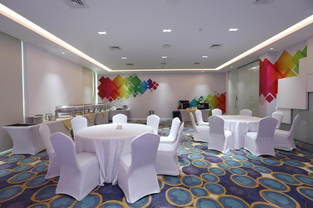 Estay Hotel Dubai Exterior photo