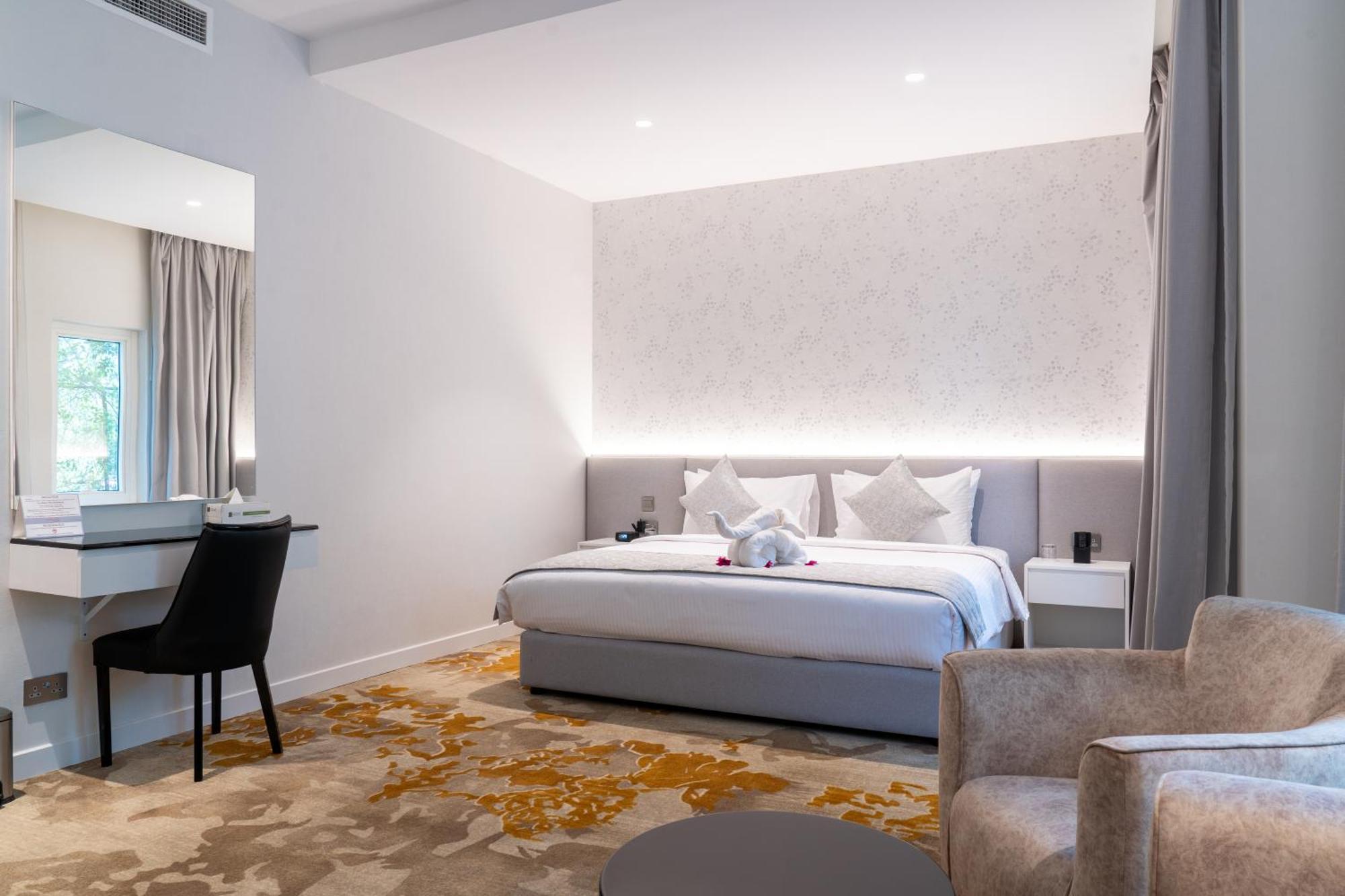 Estay Hotel Dubai Exterior photo