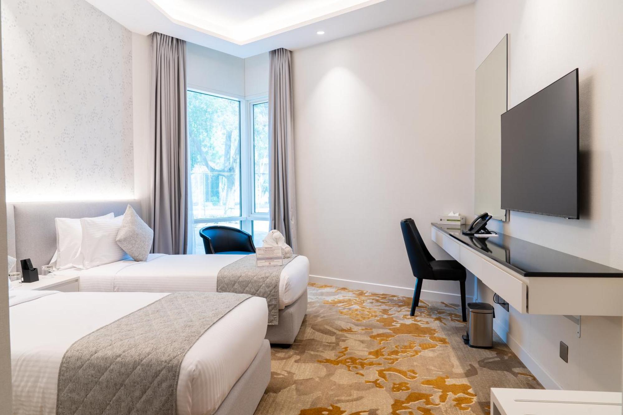 Estay Hotel Dubai Exterior photo