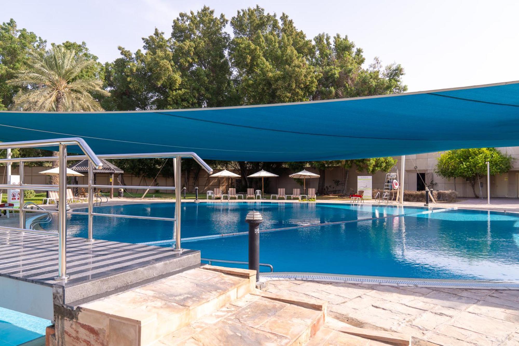 Estay Hotel Dubai Exterior photo